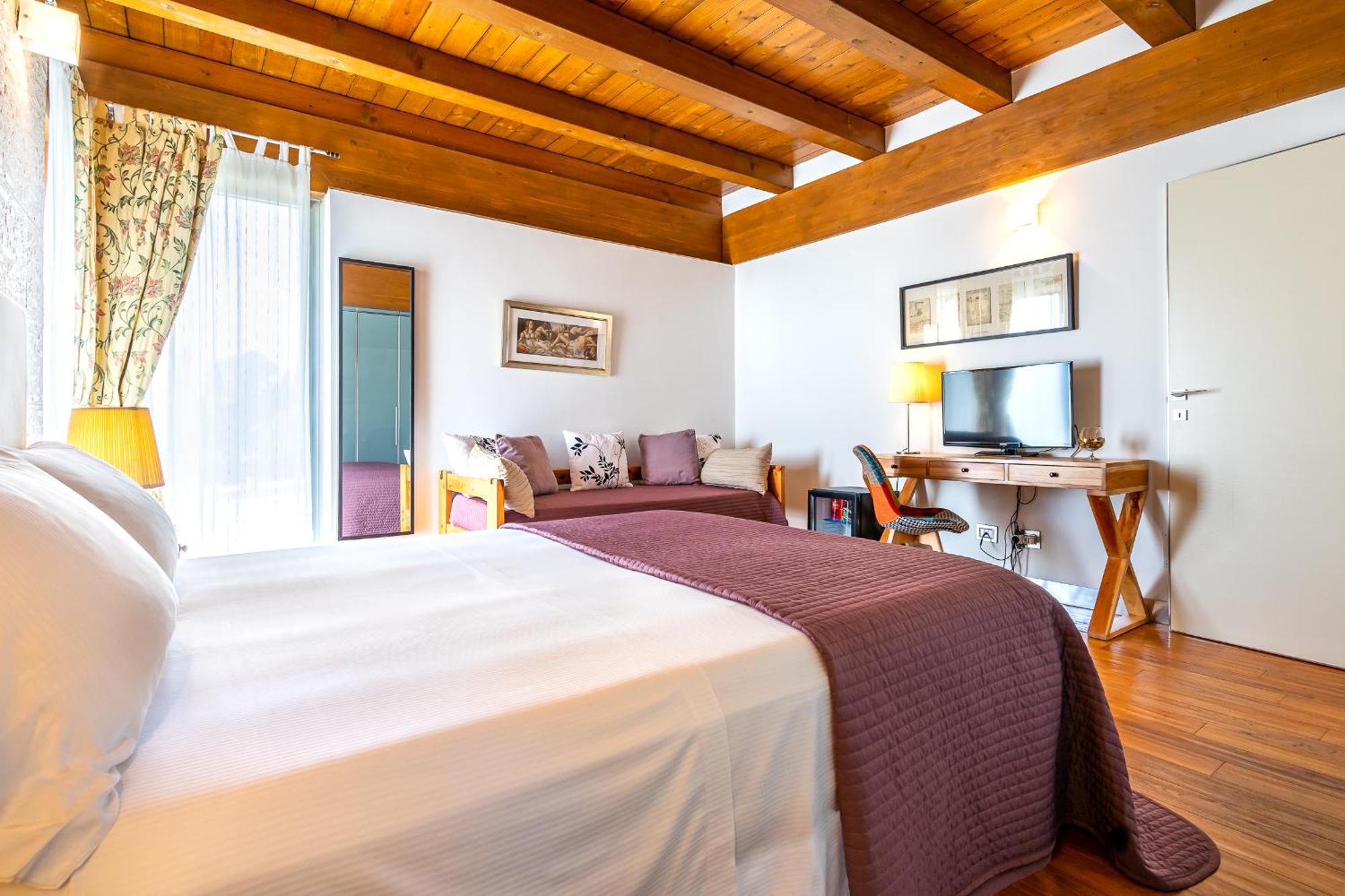 Casale Delle Ronde B&B Латина Екстер'єр фото